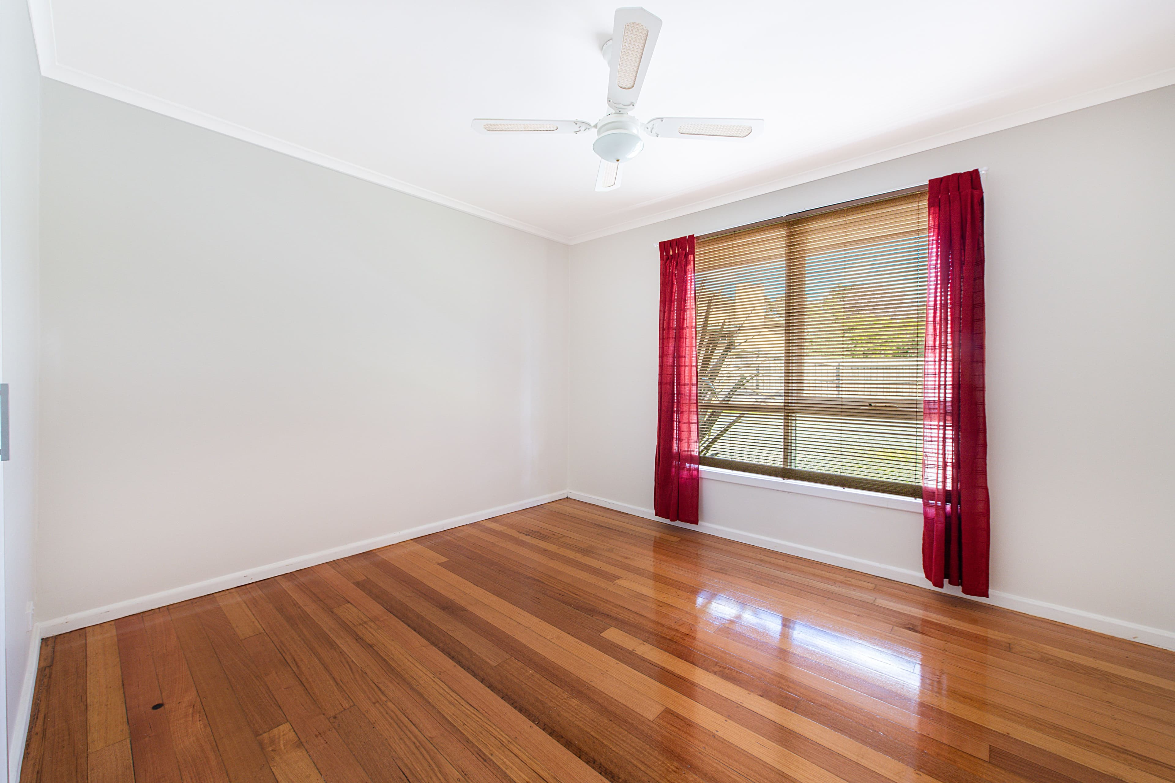 8 Simpson Road, Ferntree Gully VIC 3156, Ferntree Gully - Thumbnail 7