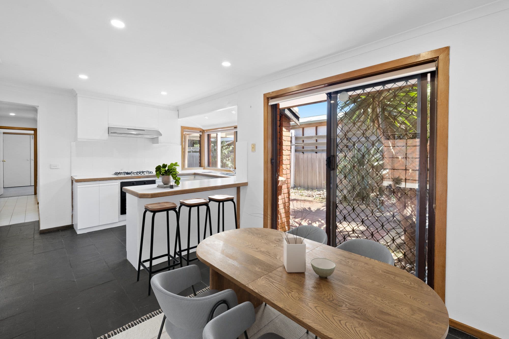 14 Matlock Street, Hoppers Crossing VIC 3029, Hoppers Crossing - Thumbnail 6