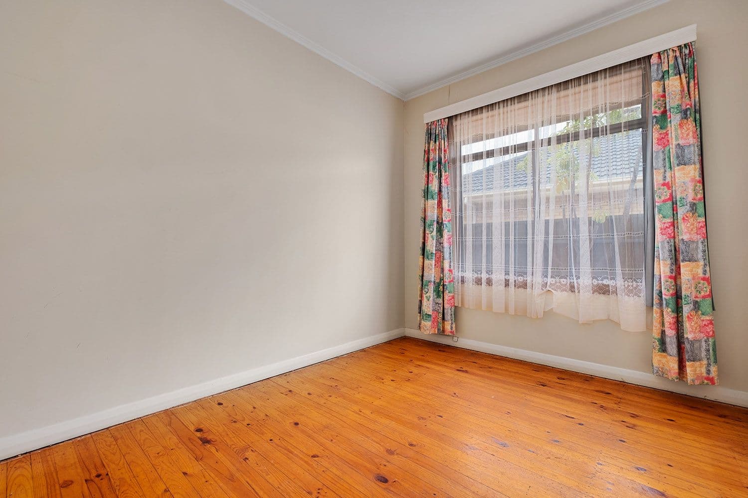 98 Finniss Street, Oaklands Park SA 5046, Oaklands Park - Thumbnail 5