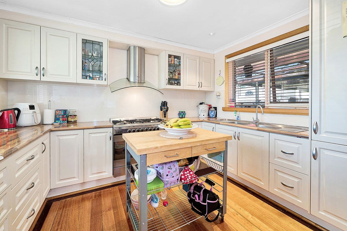 24 Harewood Street, Tooradin VIC 3980, Tooradin - Thumbnail 2