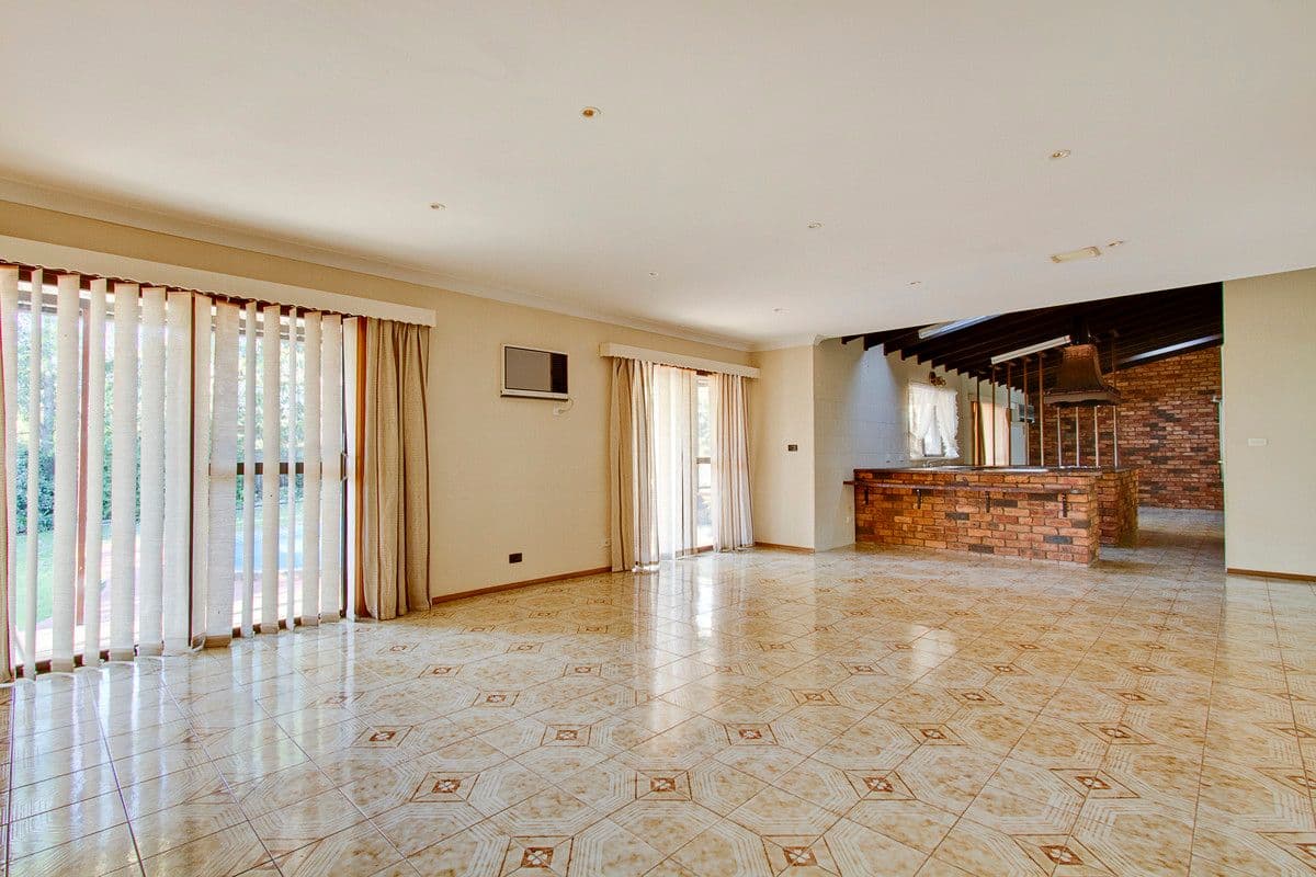 14 Cadman Crescent, CASTLE HILL NSW 2154, Castle Hill - Thumbnail 3
