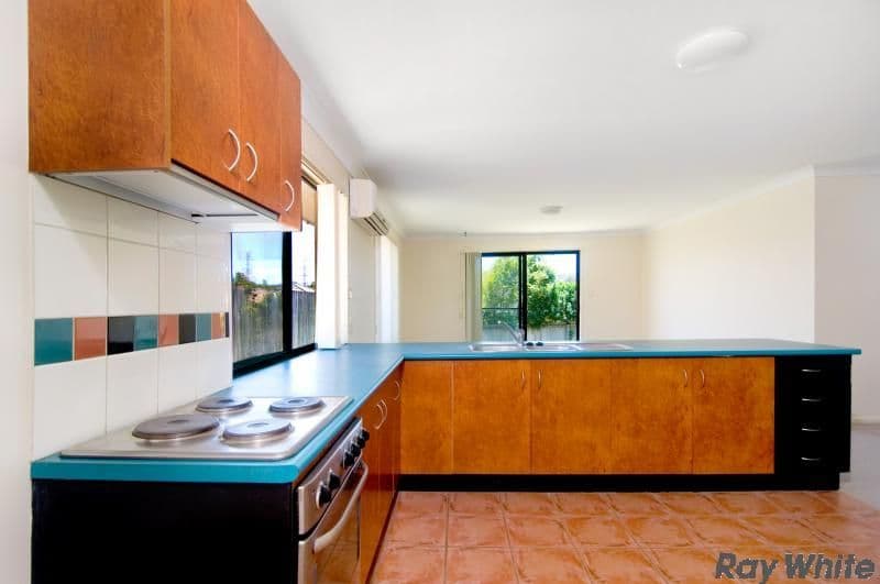 21 Bensley Place, RIVERHILLS QLD 4074, Riverhills - Thumbnail 2