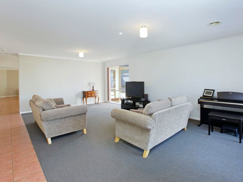 20 Babra Court, GROVEDALE VIC 3216, Grovedale - Thumbnail 2