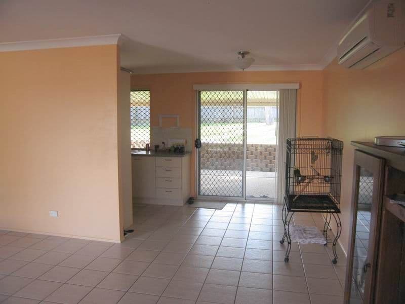 4 Harding Boulevard, MOUNT WARREN PARK QLD 4207, Mount Warren Park - Thumbnail 3