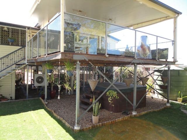 33 Blackstone Road, EASTERN HEIGHTS QLD 4305, Eastern Heights - Thumbnail 3