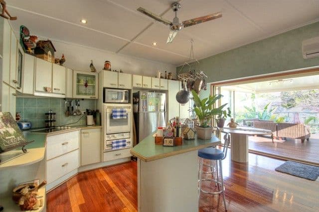 33 Blackstone Road, EASTERN HEIGHTS QLD 4305, Eastern Heights - Thumbnail 5