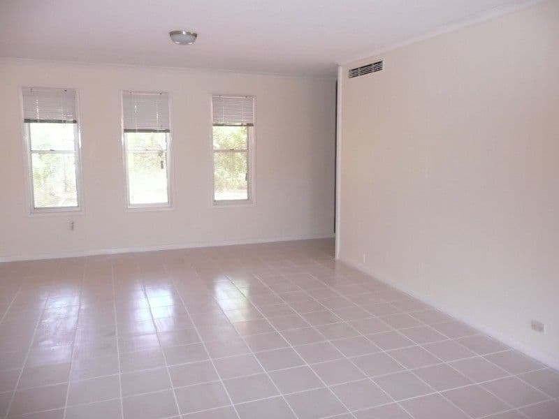 17 Tecoma Way, SOUTH HEDLAND WA 6722, South Hedland - Thumbnail 4