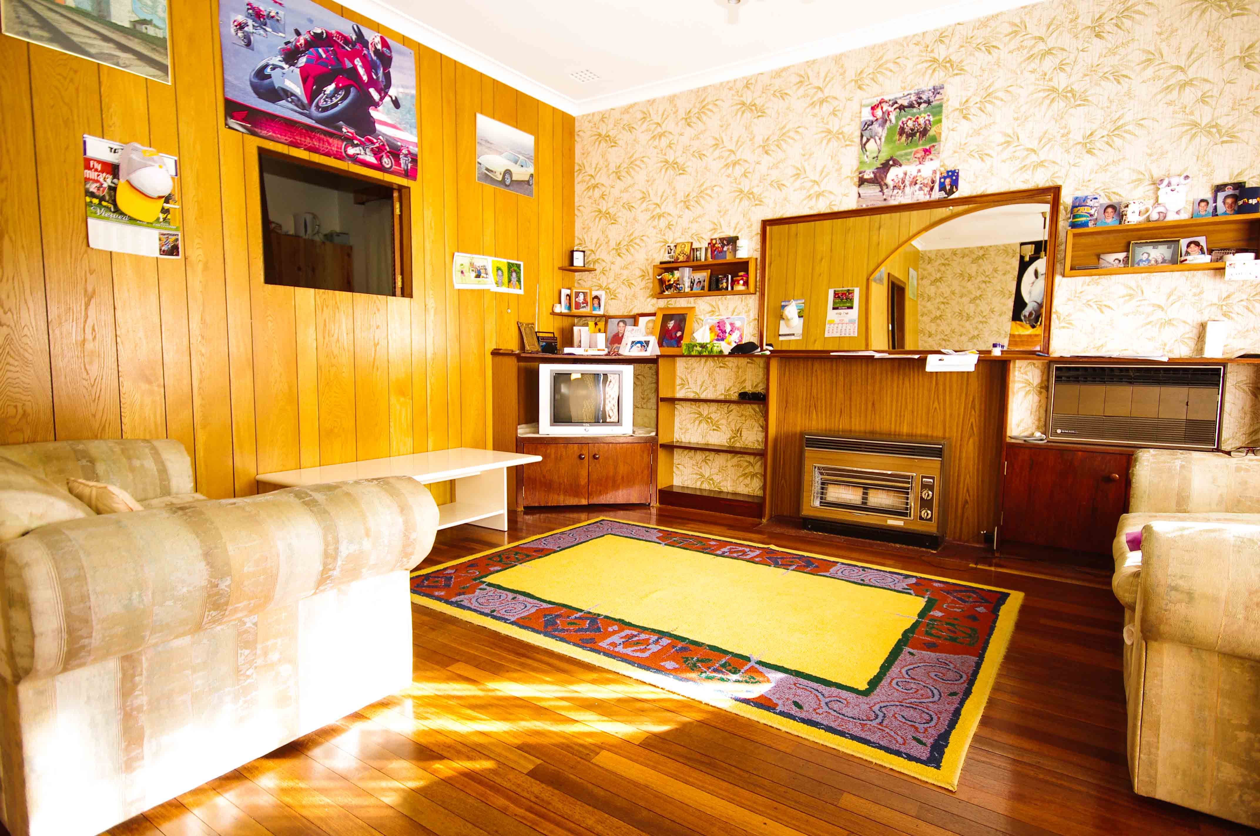 17 Lodesworth Road, WESTMINSTER WA 6061, Westminster - Thumbnail 2