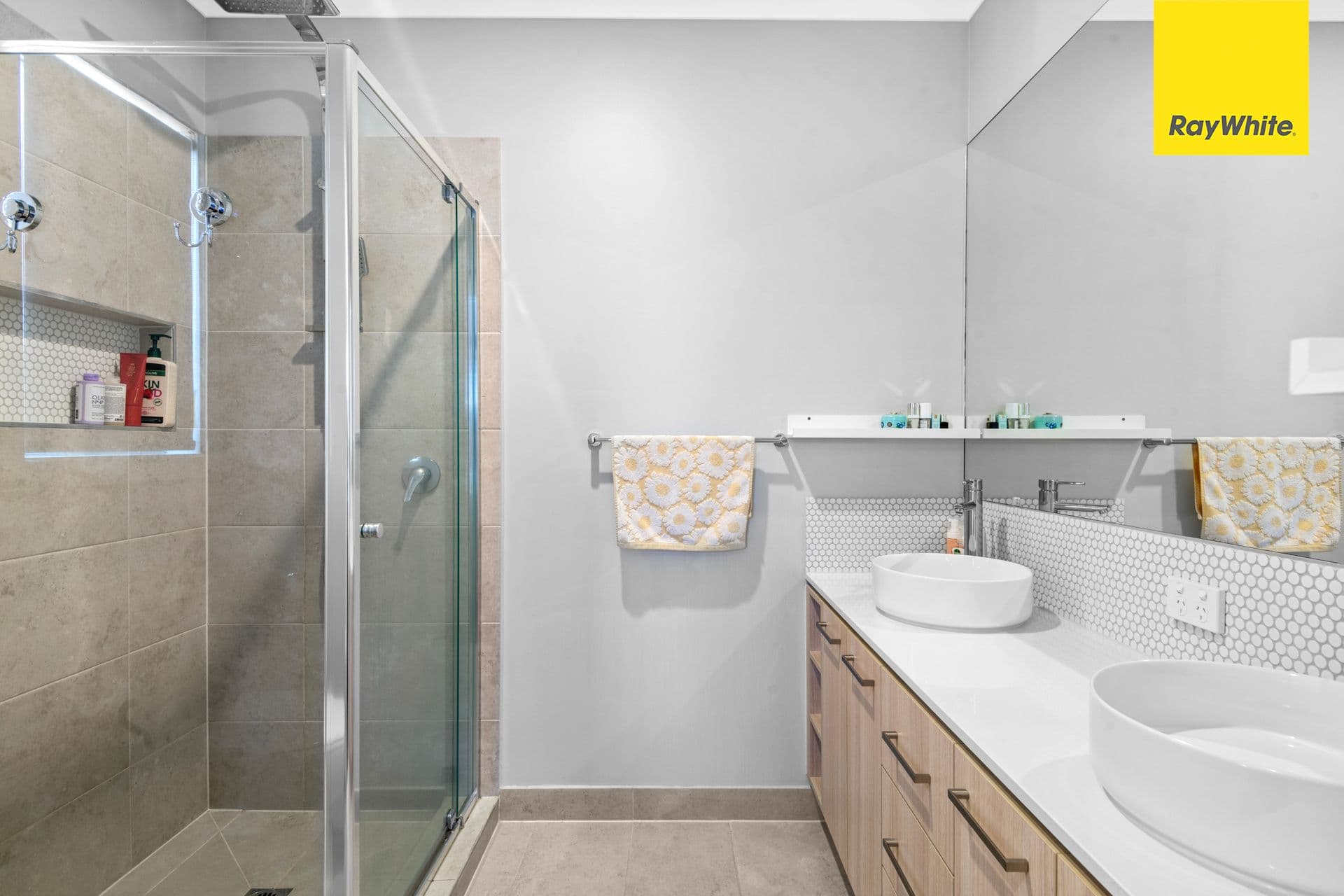 9 Alcove Road, WEIR VIEWS VIC 3338, Weir Views - Thumbnail 3