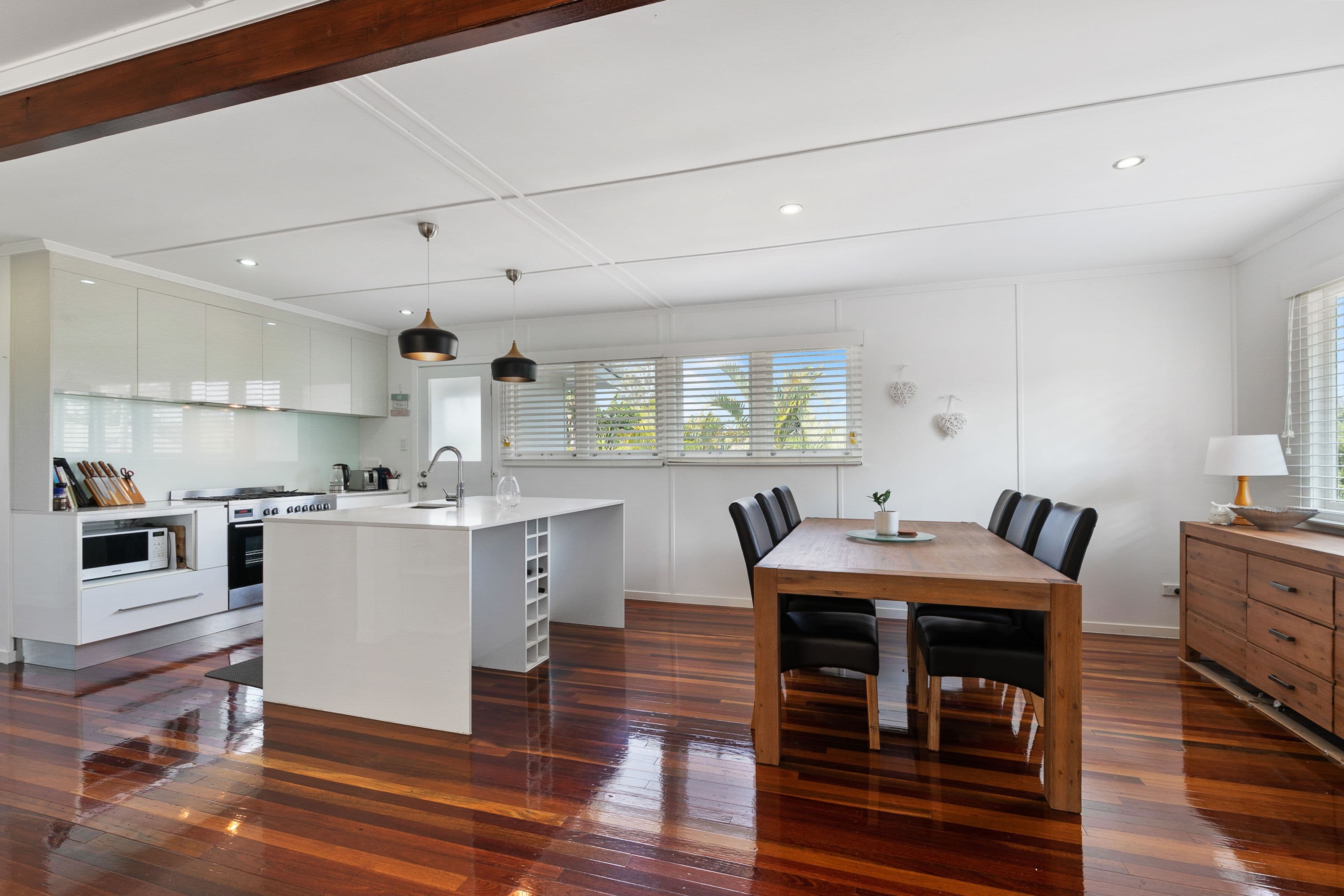 12 Amoria Street, Mansfield QLD 4122, Mansfield - Thumbnail 3