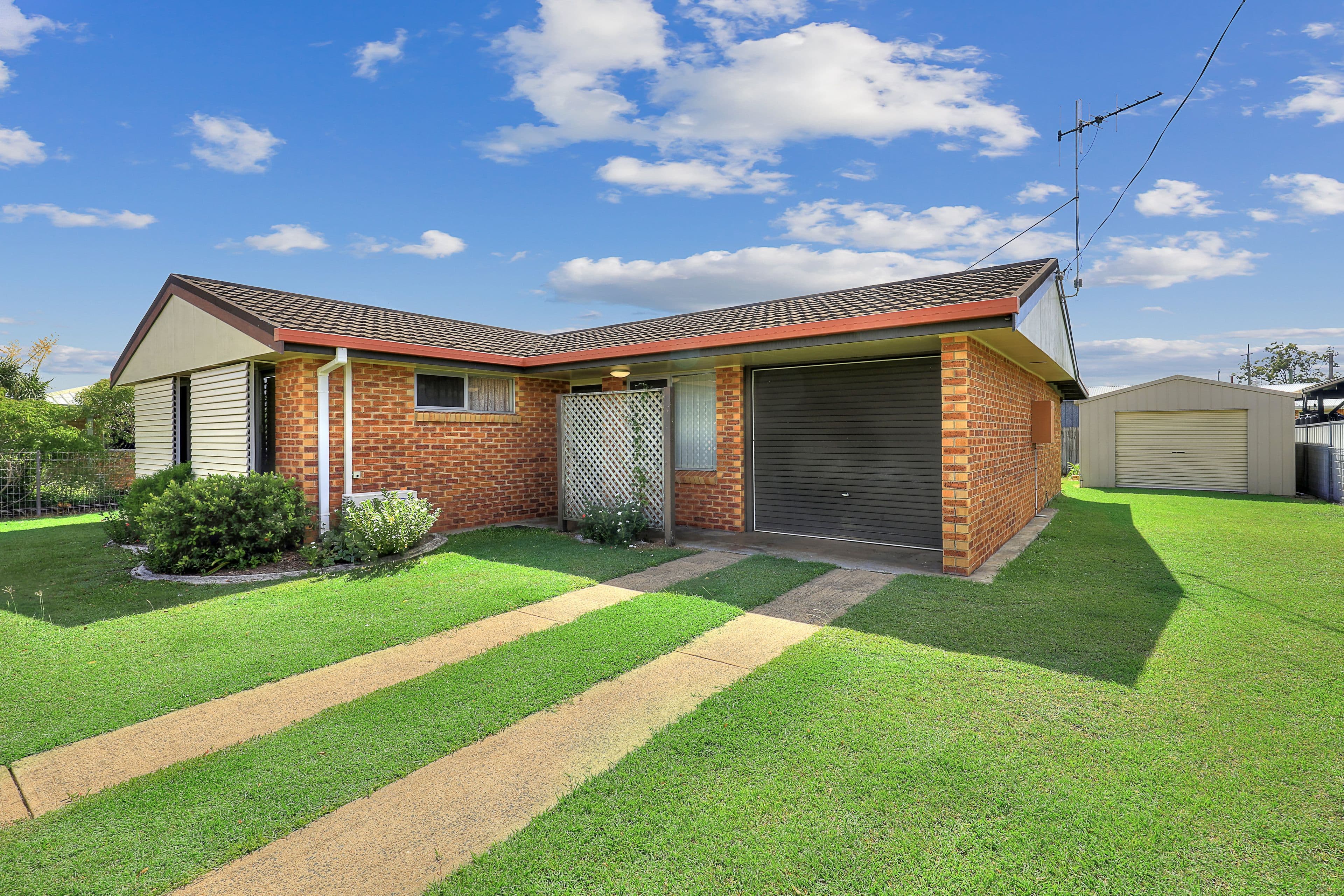 32 Broadmeadow Avenue, Thabeban QLD 4670, Thabeban - Image 1