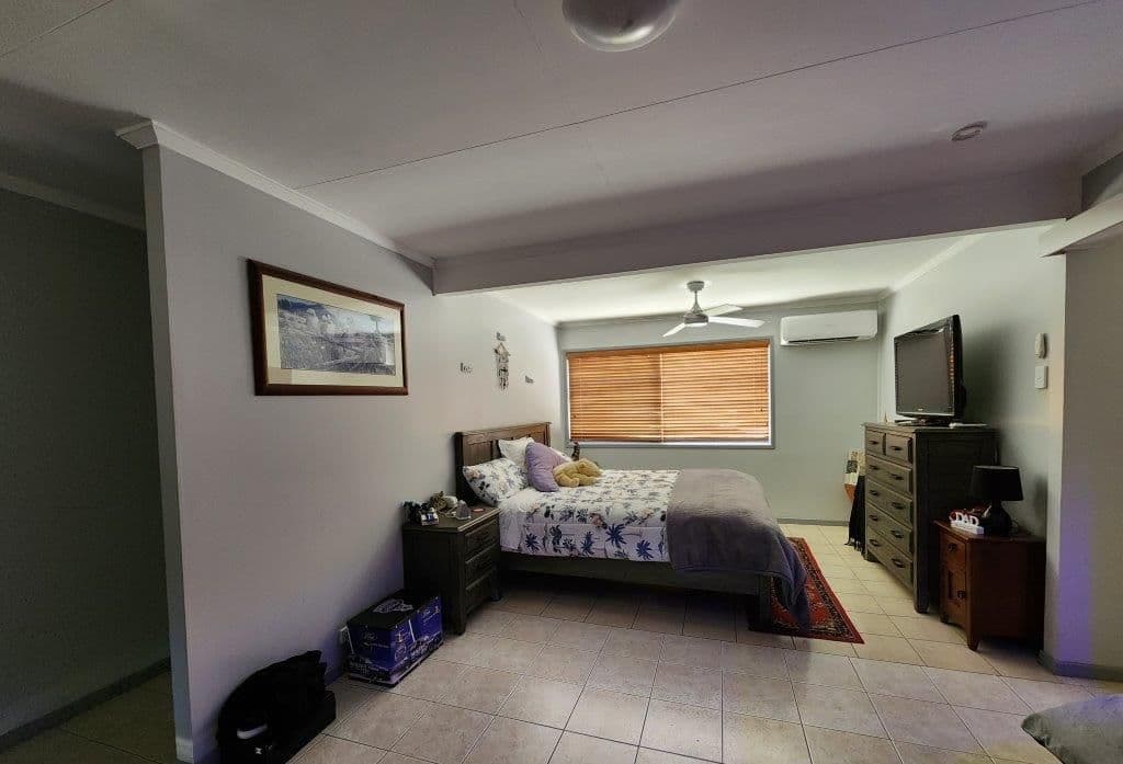 42 Northern Road, Roma QLD 4455, Roma - Thumbnail 8