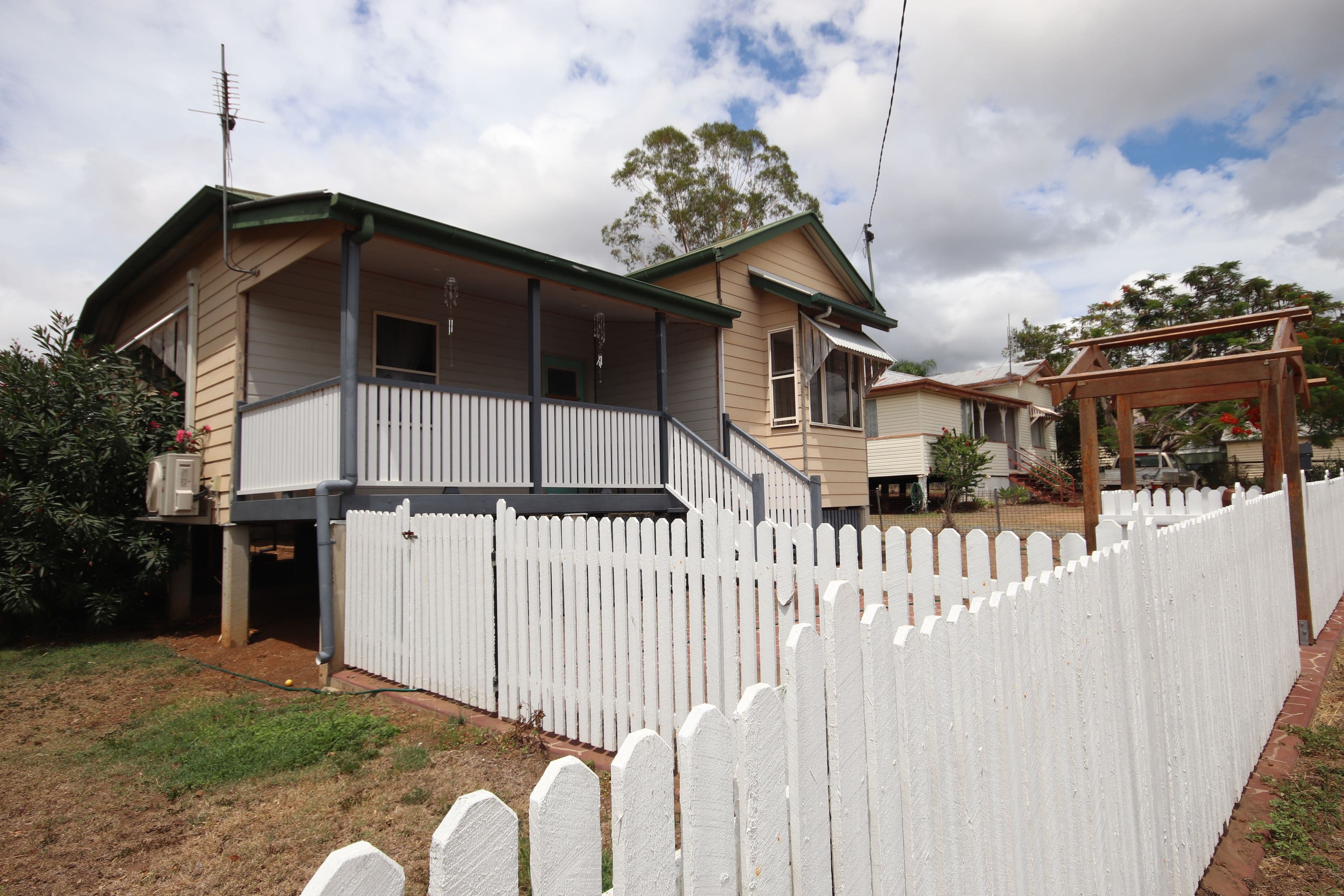 70 Stuart Russell Street, Mundubbera QLD 4626, Mundubbera - Image 1