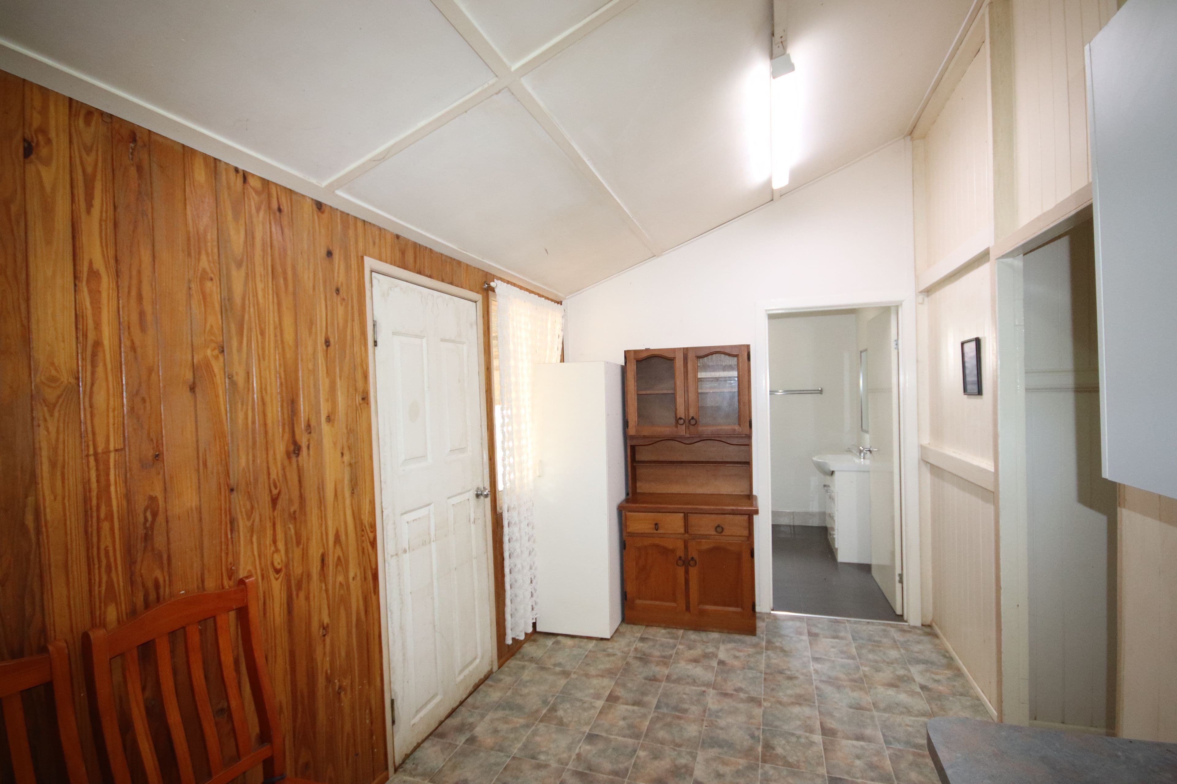 70 Stuart Russell Street, Mundubbera QLD 4626, Mundubbera - Thumbnail 3
