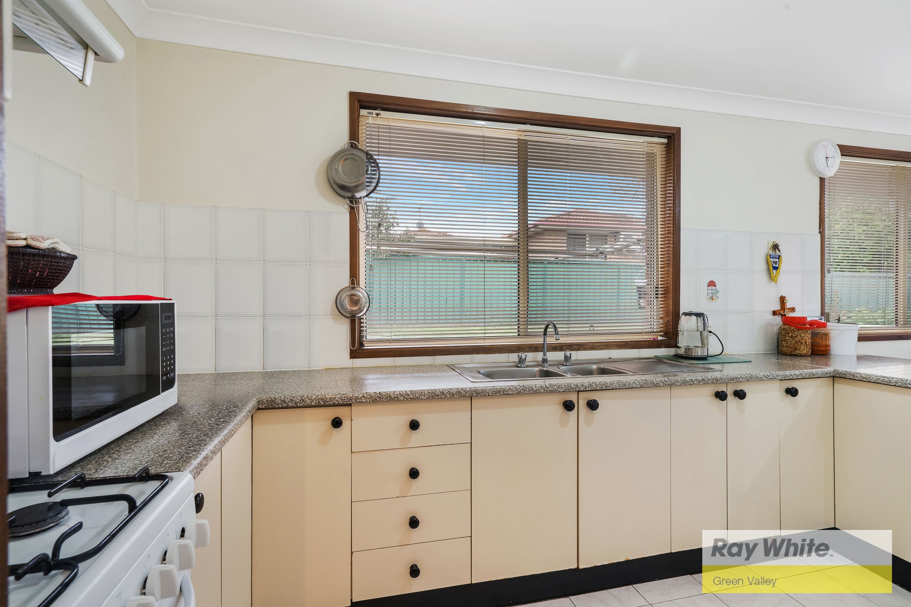65 Swan Circuit, Green Valley NSW 2168, Green Valley - Thumbnail 6