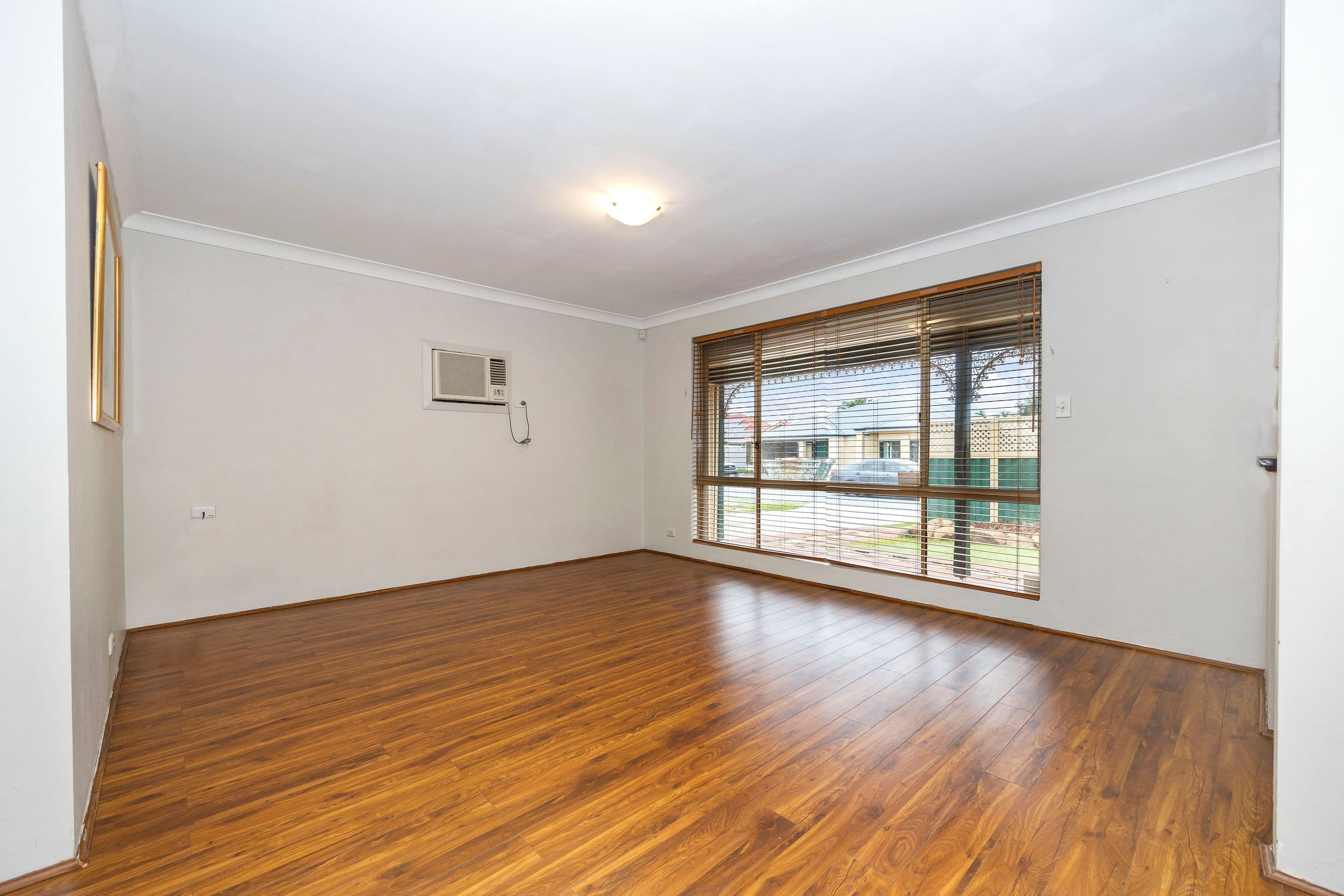 1 Peacock Green, Ballajura WA 6066, Ballajura - Thumbnail 2