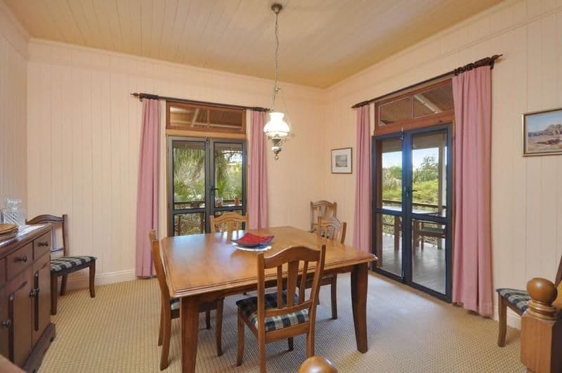32 Montrose Road, TARINGA QLD 4068, Taringa - Thumbnail 2