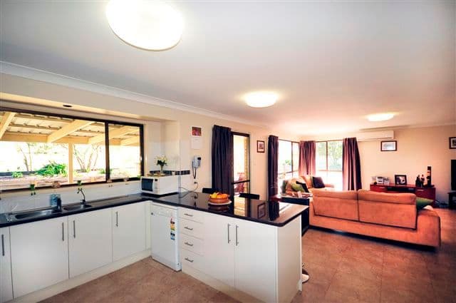 3 Kookaburra Court, GLENVALE QLD 4350, Glenvale - Thumbnail 5