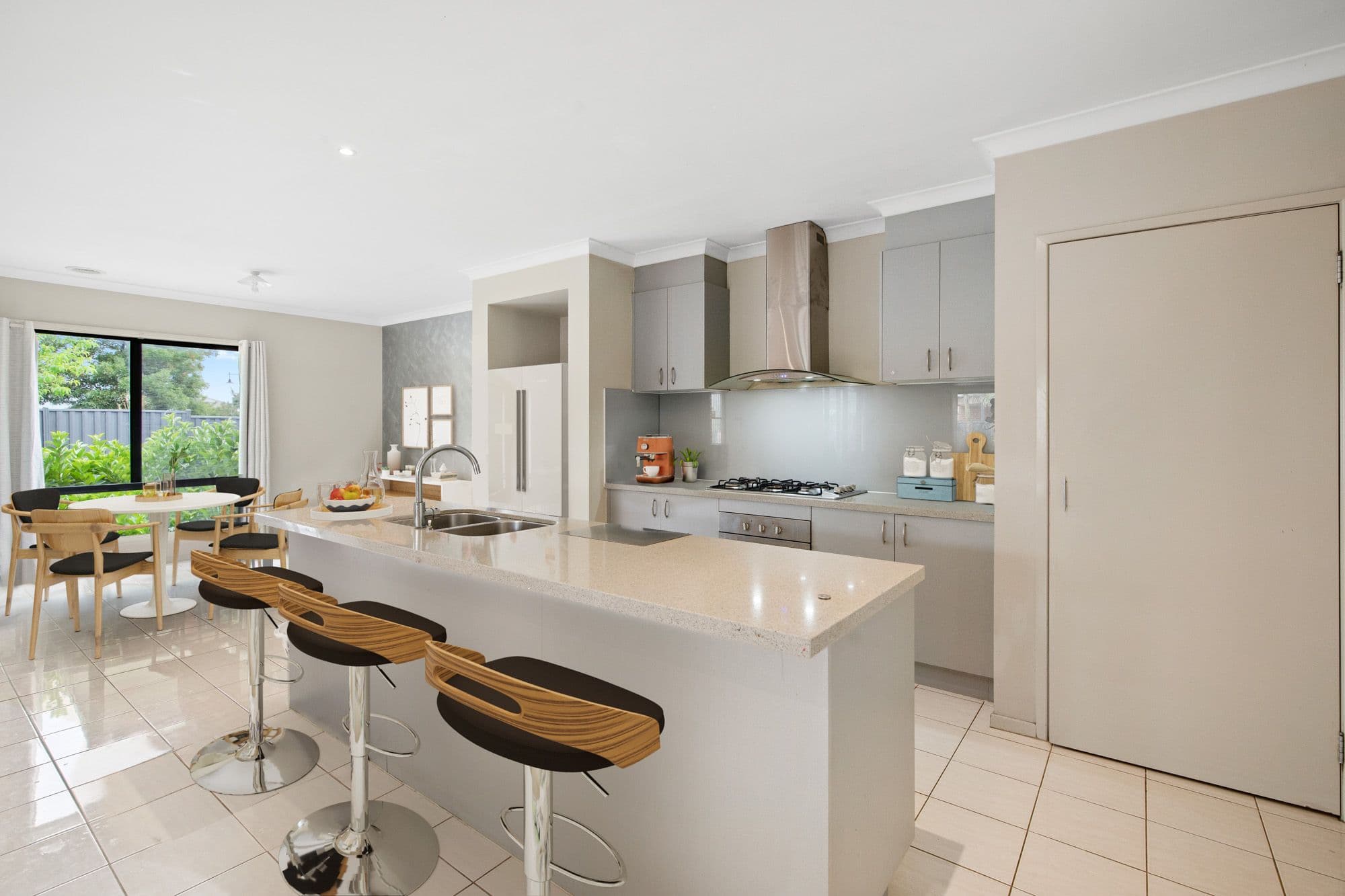 15 Arrowhead Street, MANOR LAKES VIC 3024, Manor Lakes - Thumbnail 2