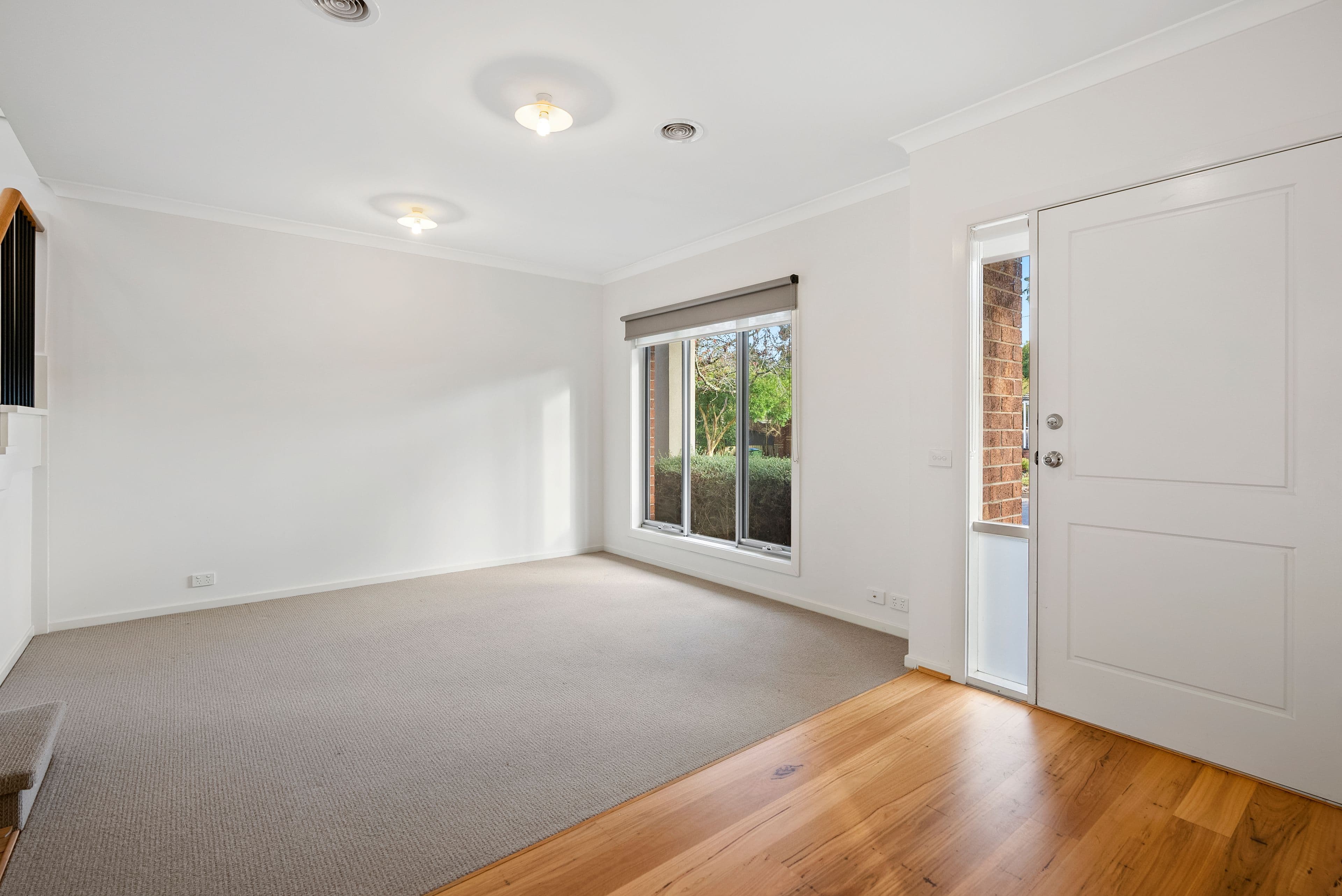 16 Seares Drive, Ringwood East VIC 3135, Ringwood East - Thumbnail 2