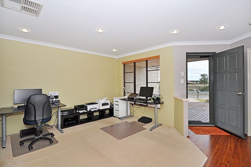 40 Coniston Drive, Ellenbrook WA 6069, Ellenbrook - Thumbnail 2