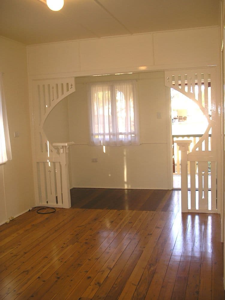 103a Dover Road, REDCLIFFE QLD 4020, Redcliffe - Thumbnail 2