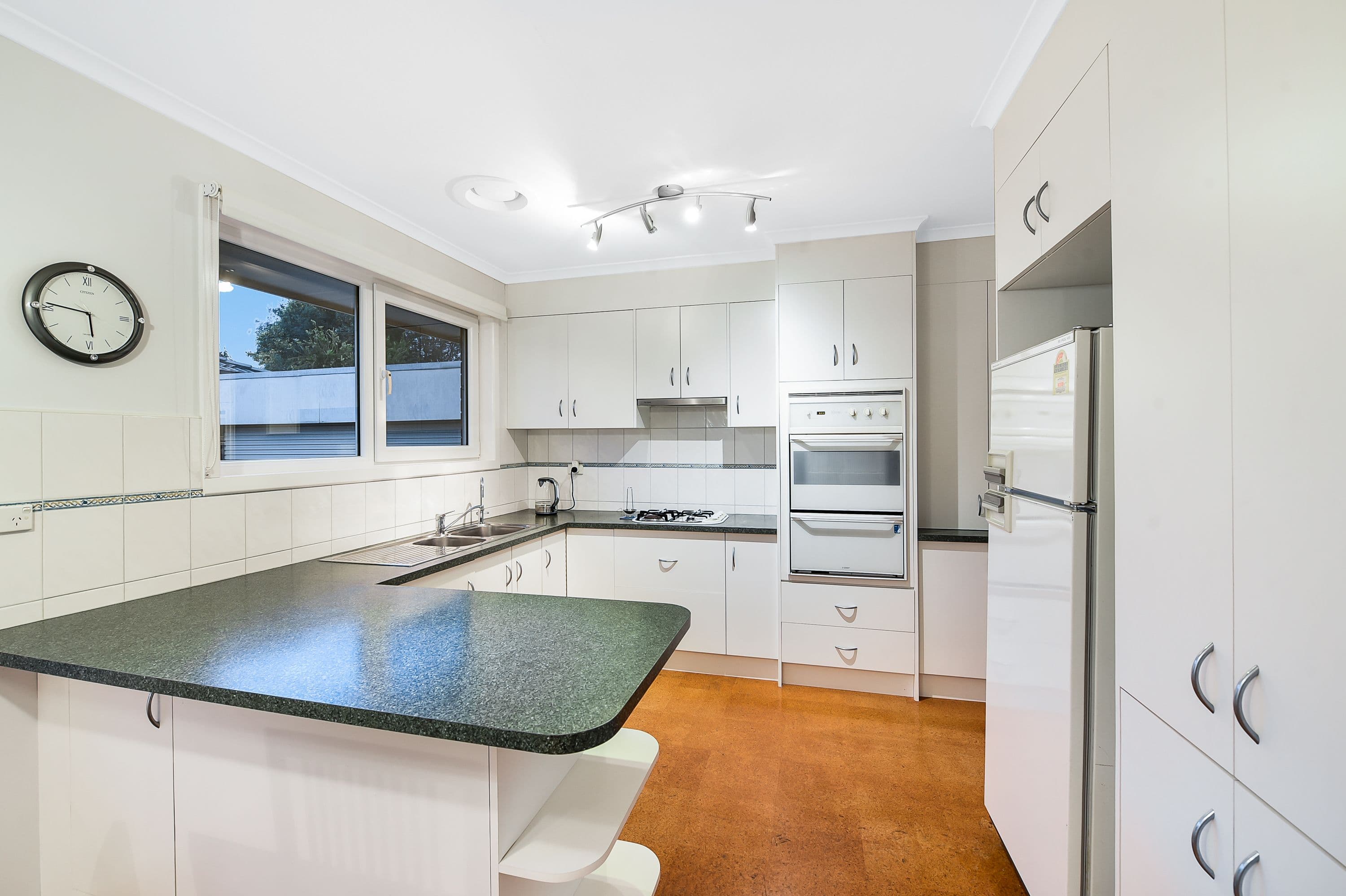 2 Olympic Court, Glen Waverley VIC 3150, Glen Waverley - Thumbnail 5