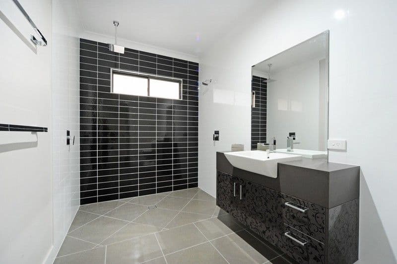 48 Abell Road, CANNONVALE QLD 4802, Cannonvale - Thumbnail 2