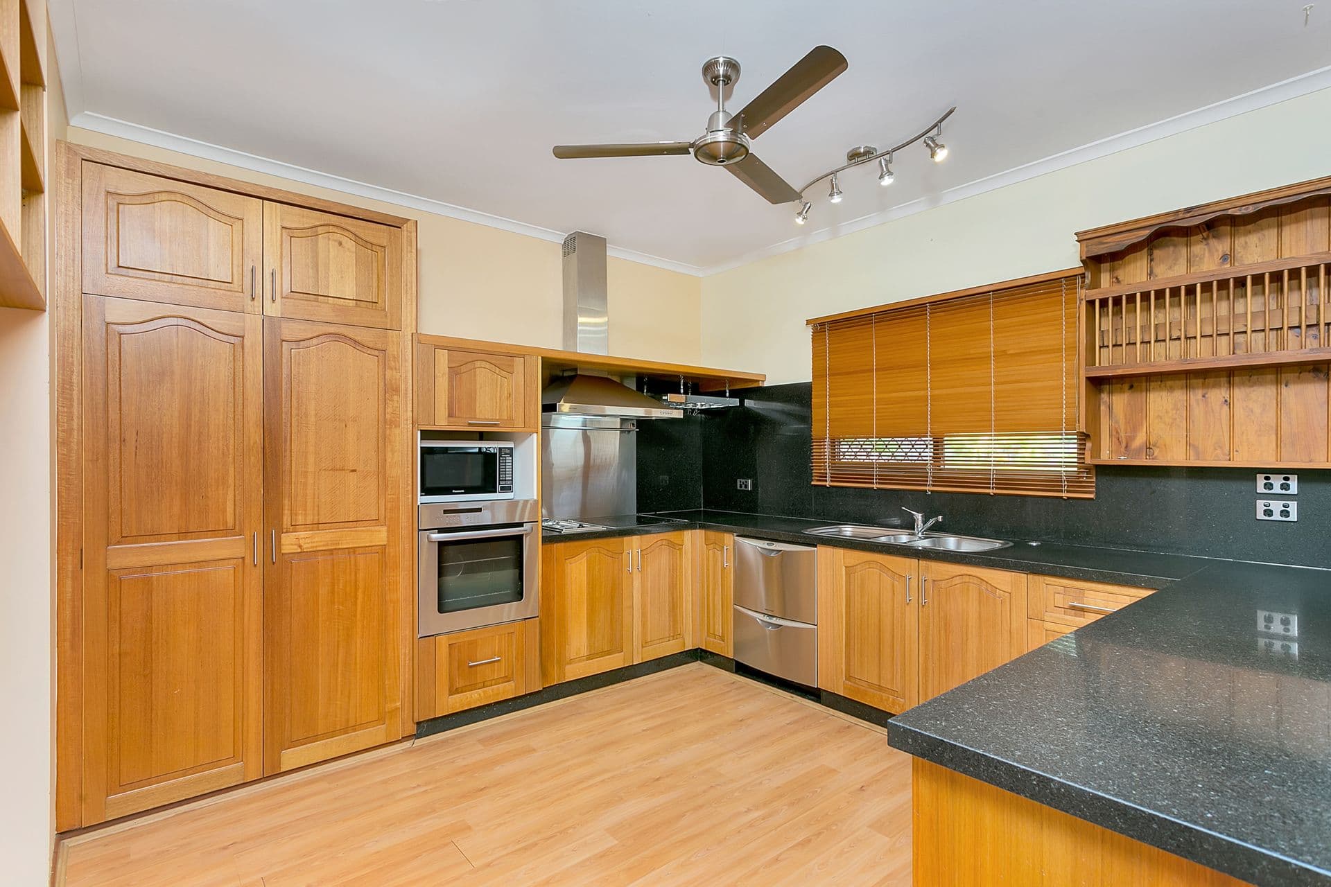 37 Anne Street, Smithfield QLD 4878, Smithfield - Thumbnail 2