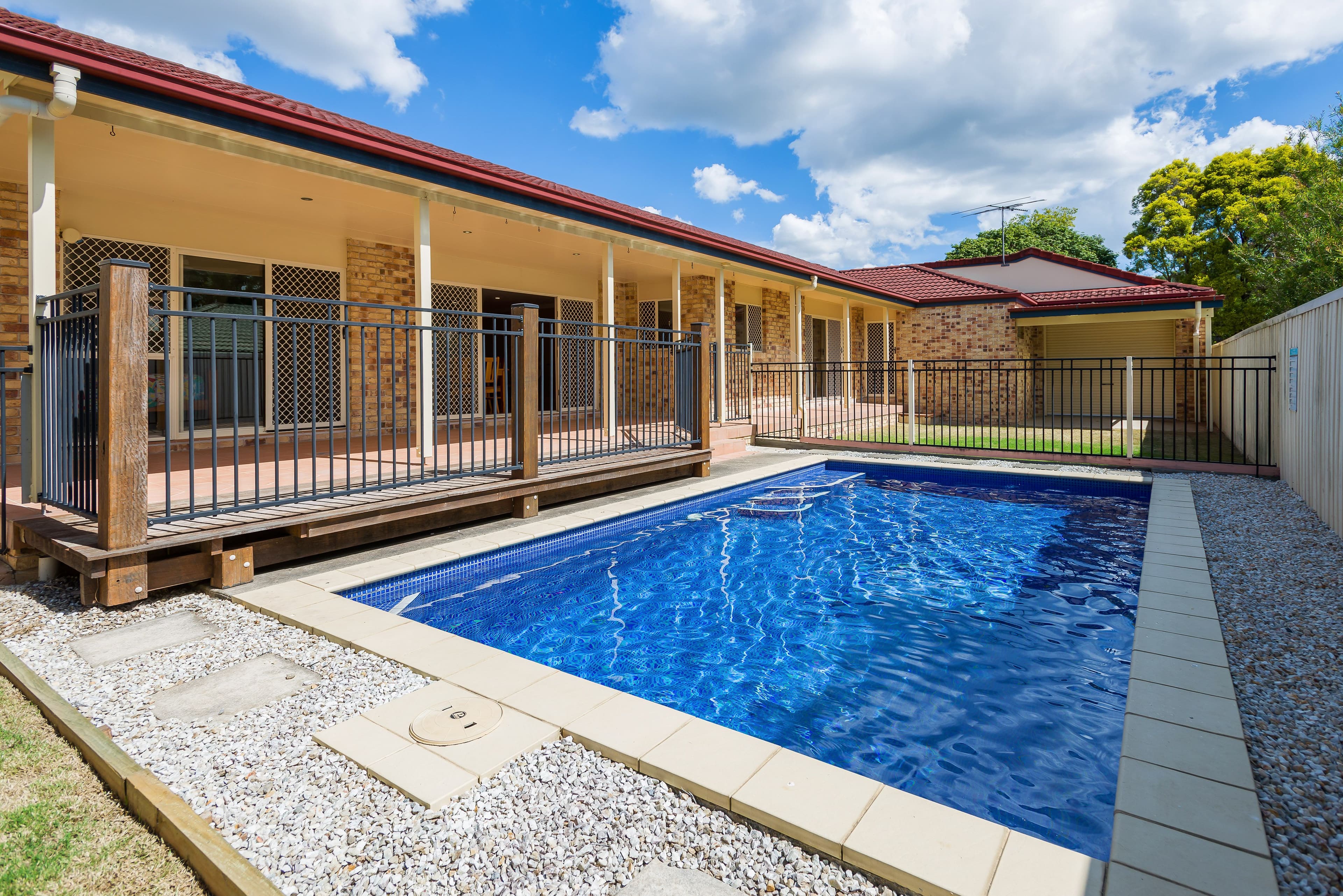 76 Wishart Road, Upper Mount Gravatt QLD 4122, Upper Mount Gravatt - Thumbnail 2