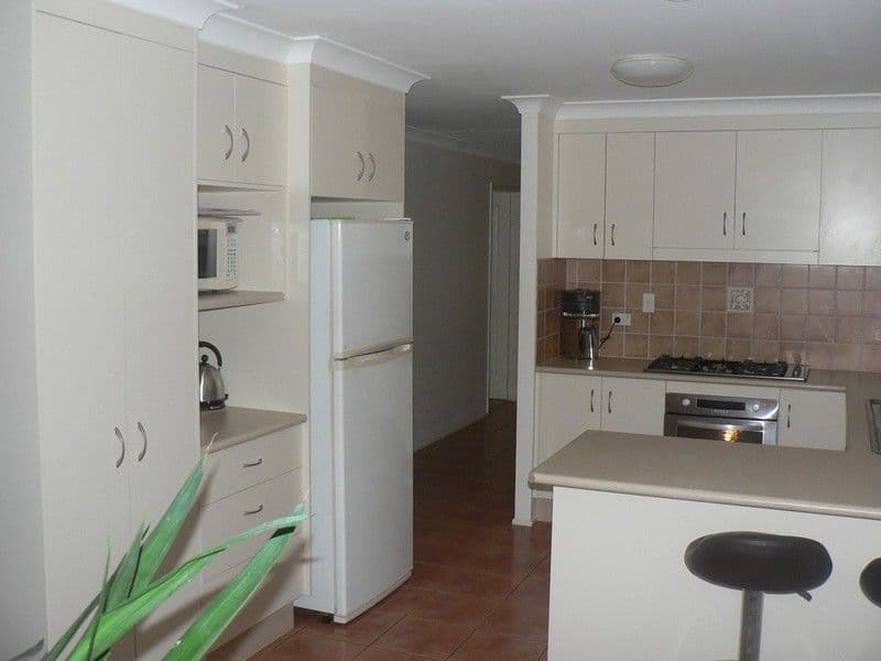 6 Riversleigh Drive, EMU PARK QLD 4710, Emu Park - Thumbnail 3