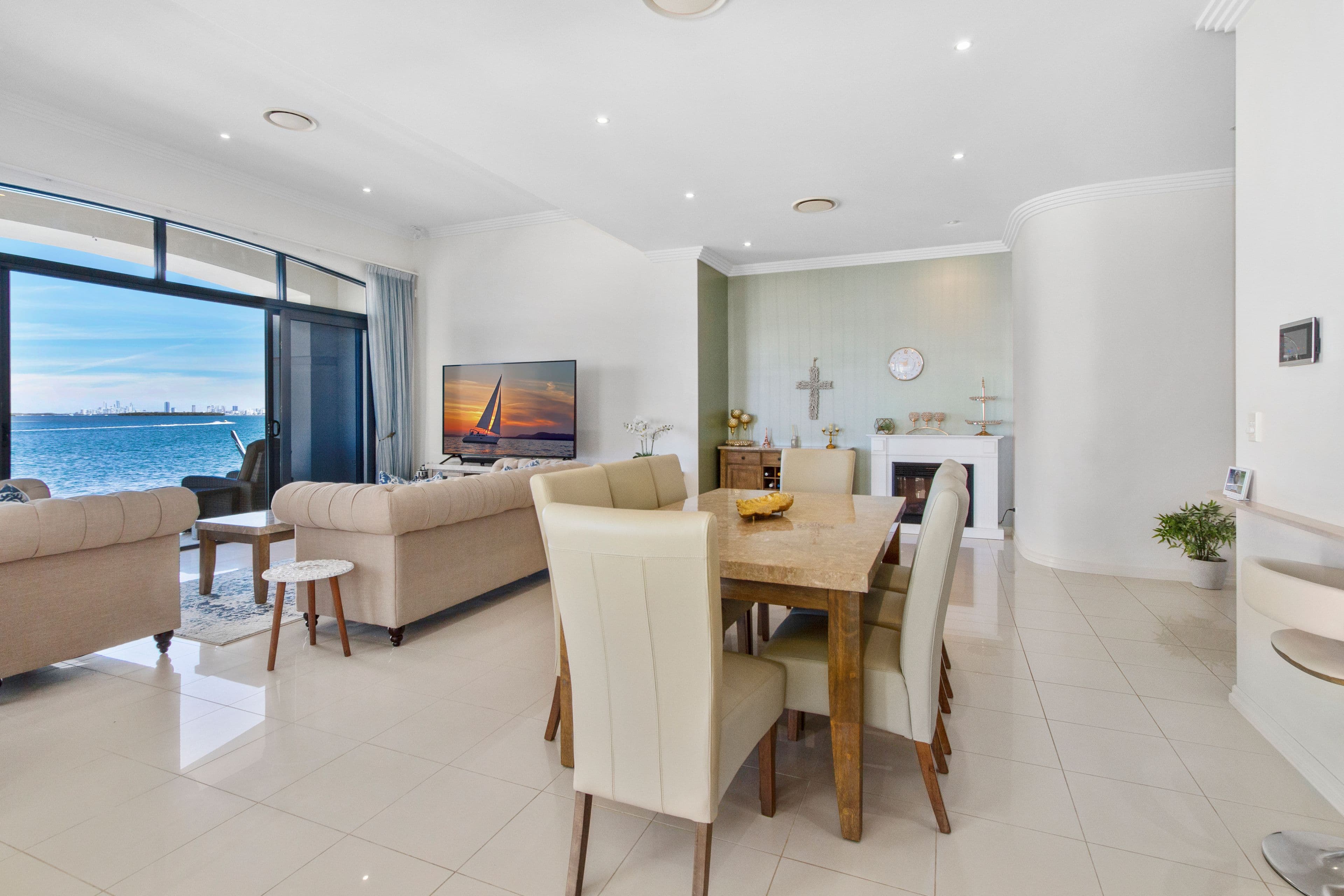 42 King Charles Drive, Sovereign Islands QLD 4216, Sovereign Islands - Thumbnail 8