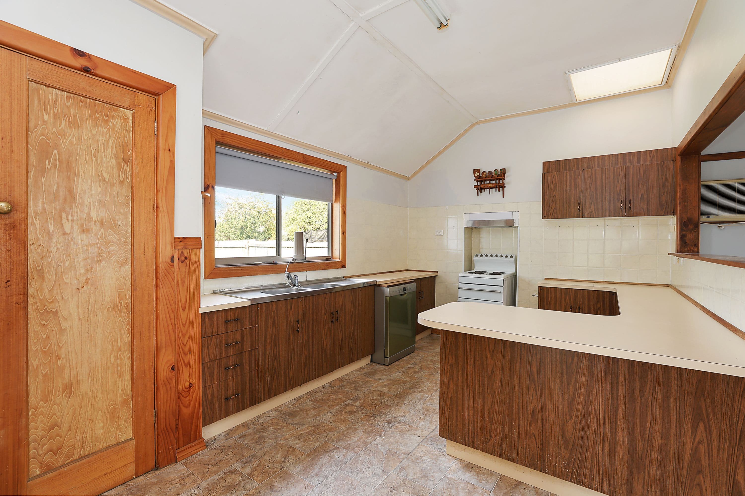 39 Walls Street, Camperdown VIC 3260, Camperdown - Thumbnail 4
