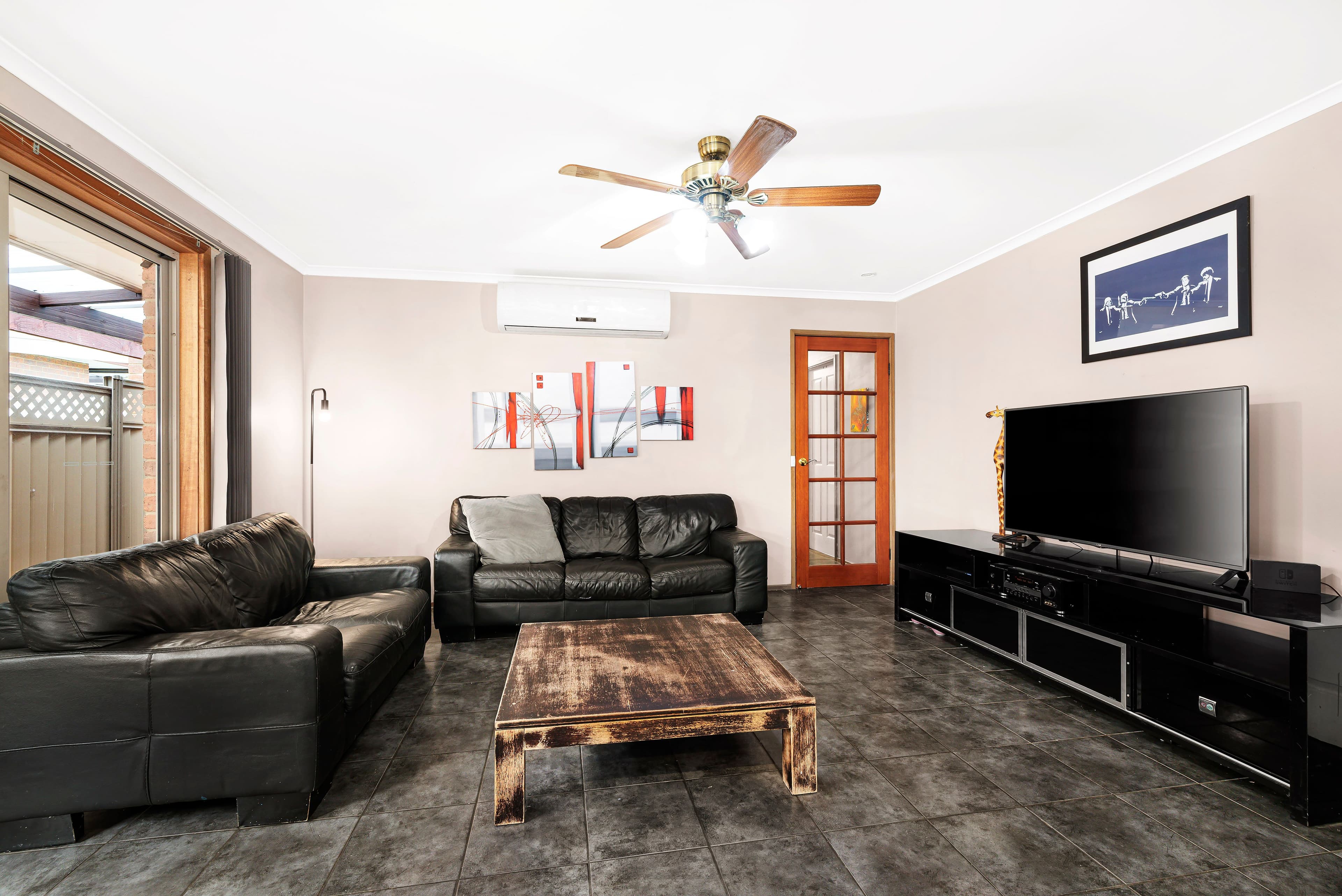 12 Patterson Street, Mill Park VIC 3082, Mill Park - Thumbnail 3
