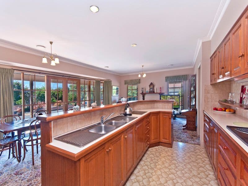 18 Wright Street, Koroit VIC 3282, Koroit - Thumbnail 6
