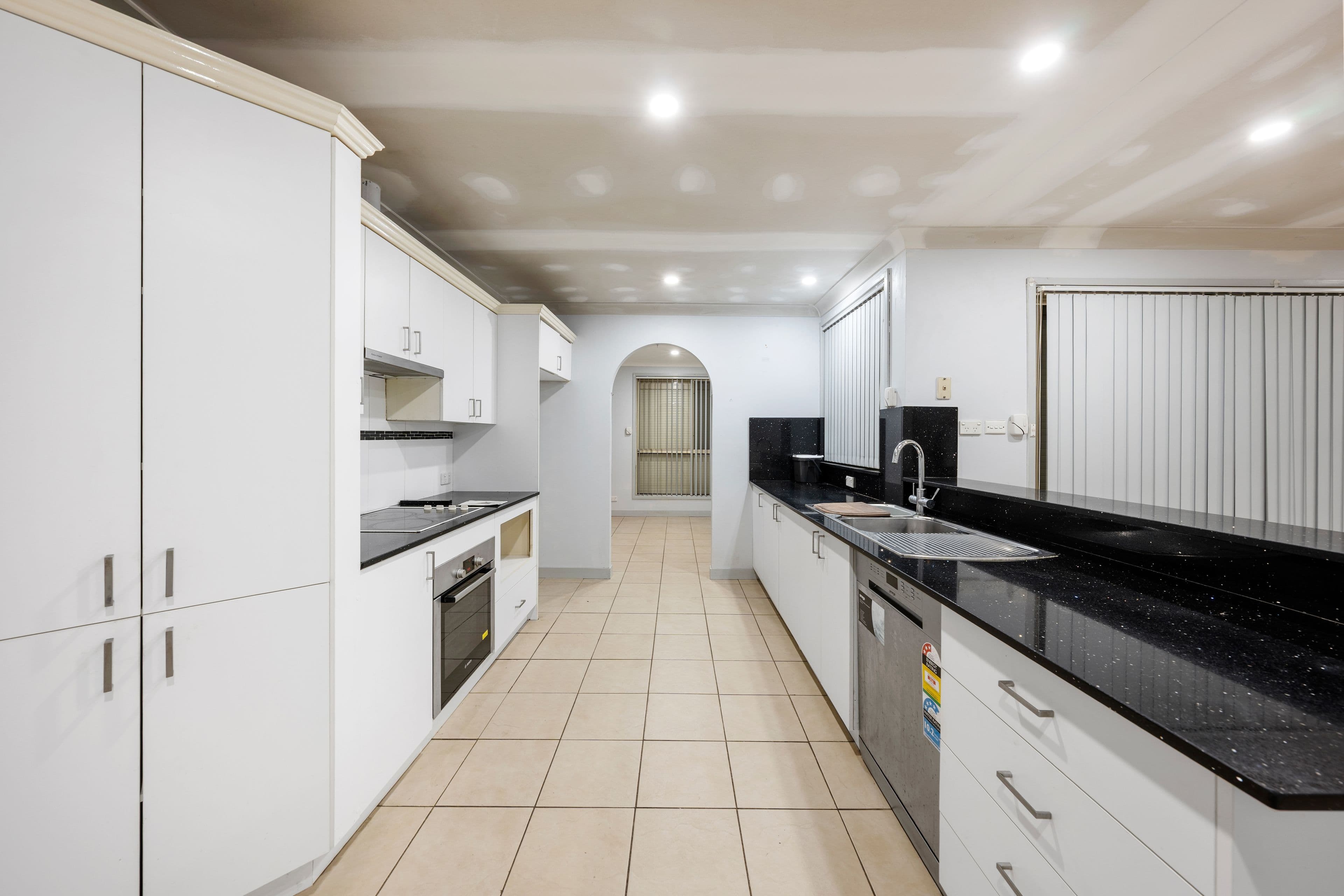 4 Swallow Place, Hinchinbrook NSW 2168, Hinchinbrook - Thumbnail 5