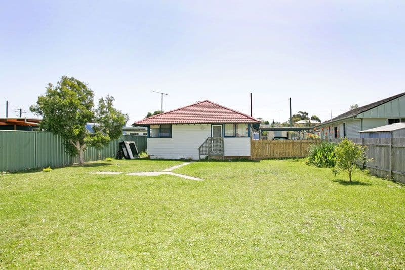 32 Farrar Road, KILLARNEY VALE NSW 2261, Killarney Vale - Thumbnail 3