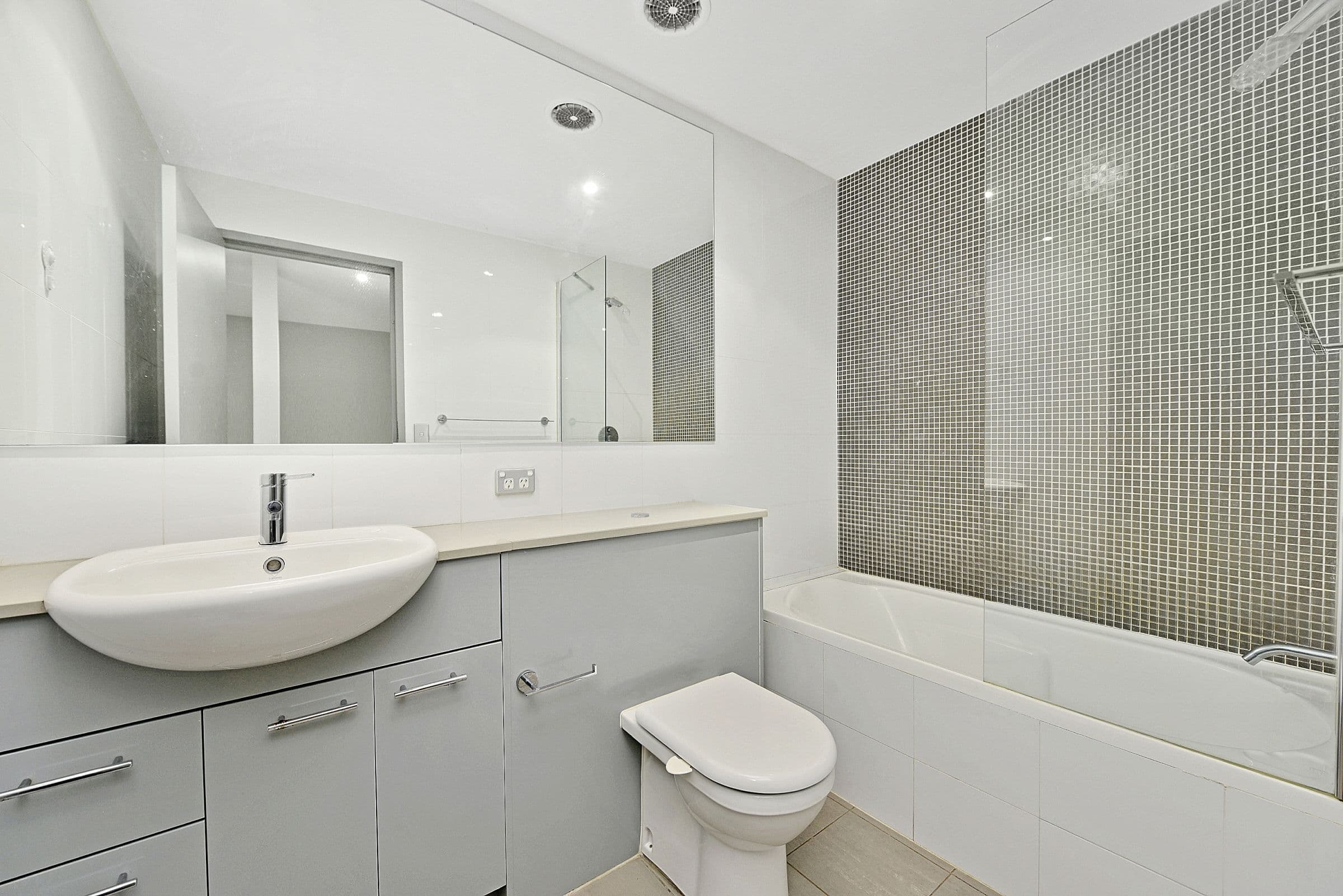 2 Walker Street, Rhodes NSW 2138, Rhodes - Thumbnail 6