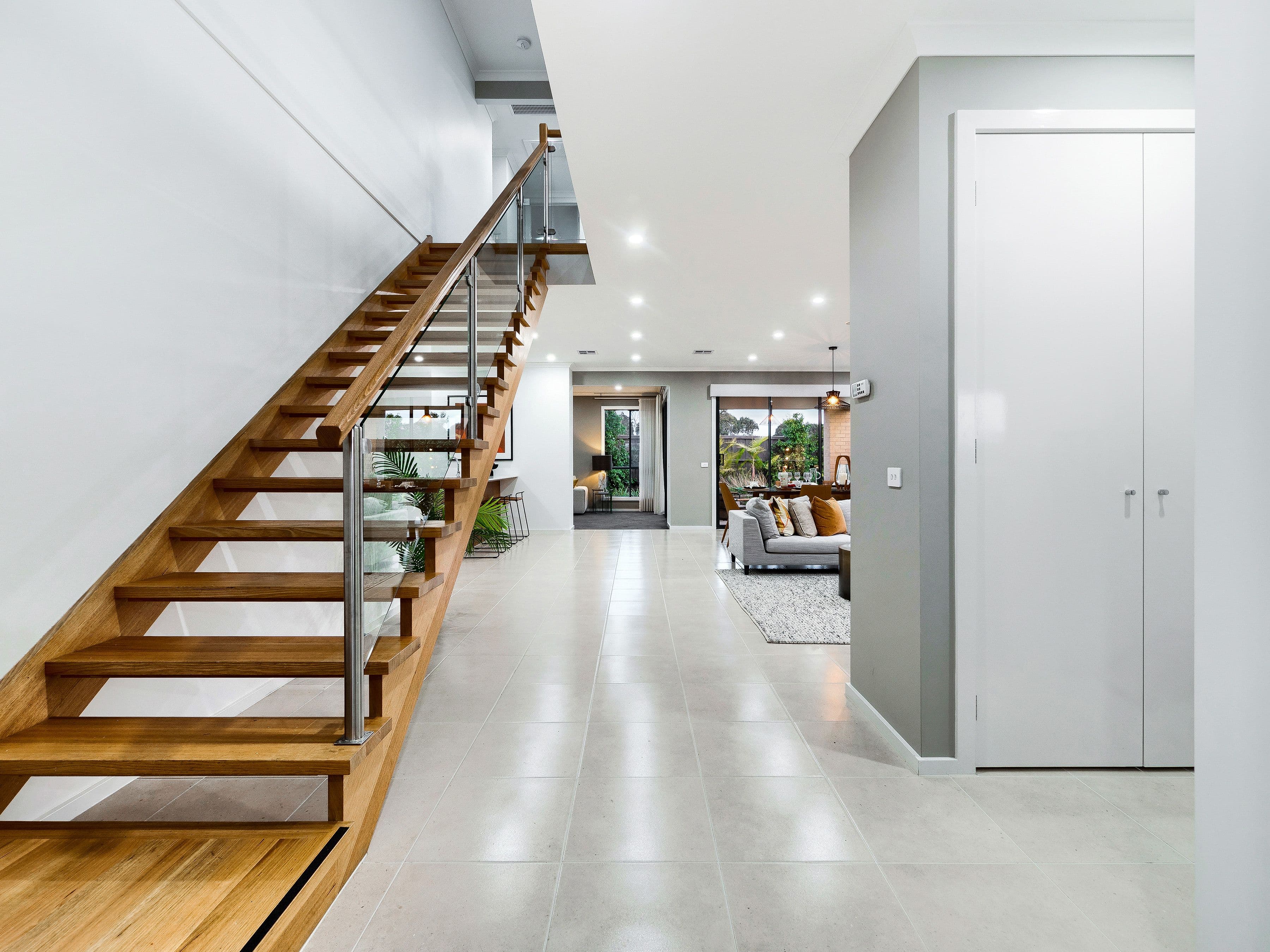 16 Snead Boulevard, Cranbourne VIC 3977, Cranbourne - Thumbnail 2