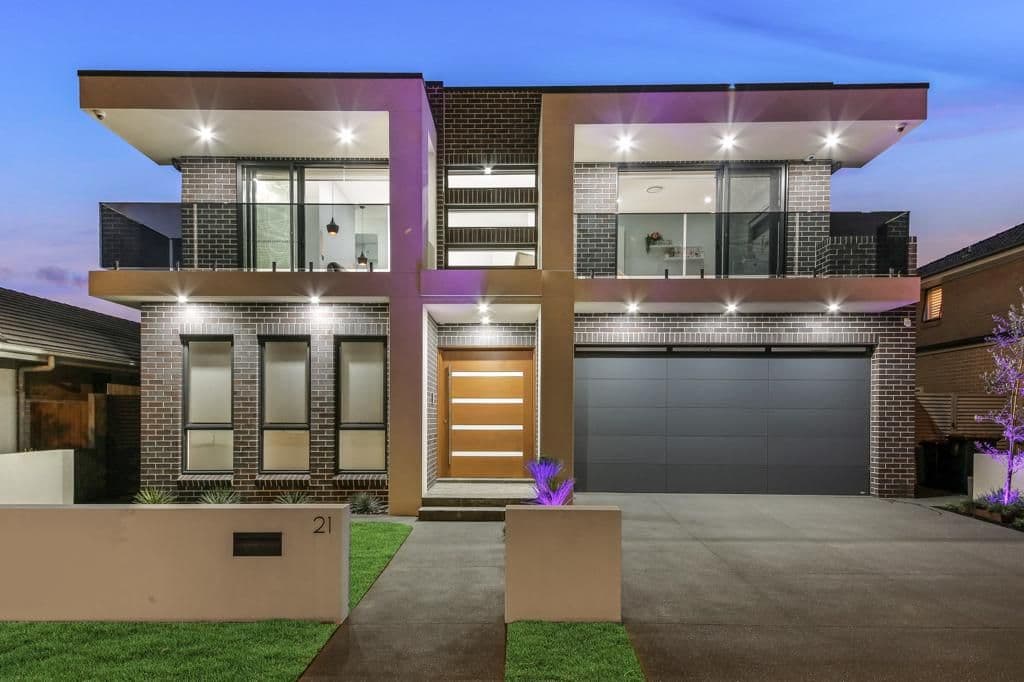 21 Rowe Drive, Potts Hill NSW 2143, Potts Hill - Image 1