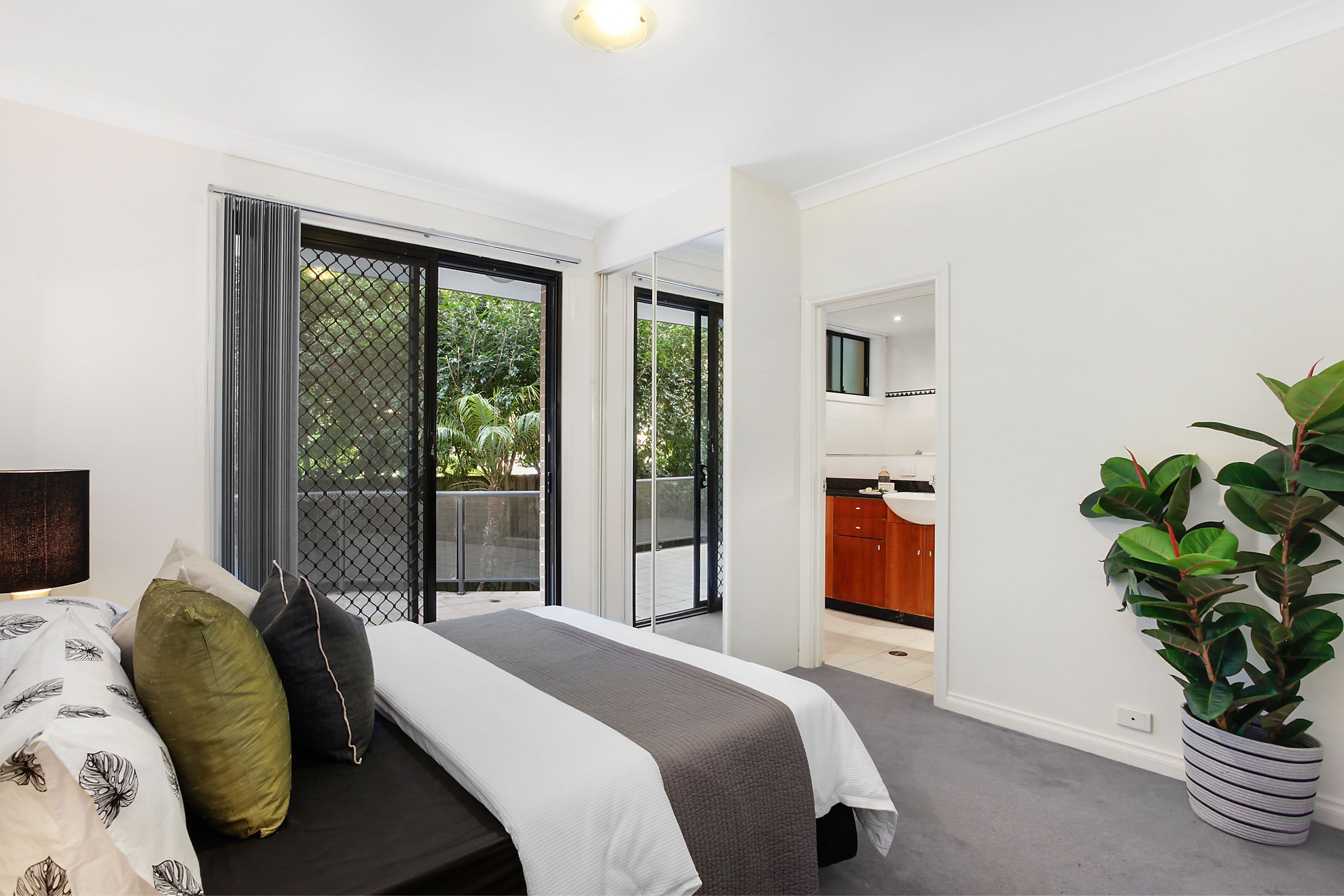 104 Beach Road, Bondi Beach NSW 2026, Bondi Beach - Thumbnail 4