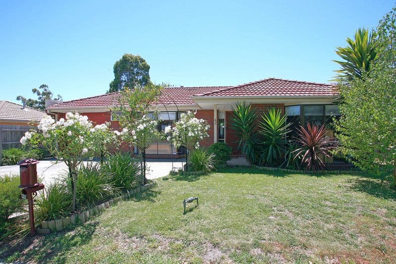 42 Willora Crescent, CRANBOURNE VIC 3977, Cranbourne West - Thumbnail 2