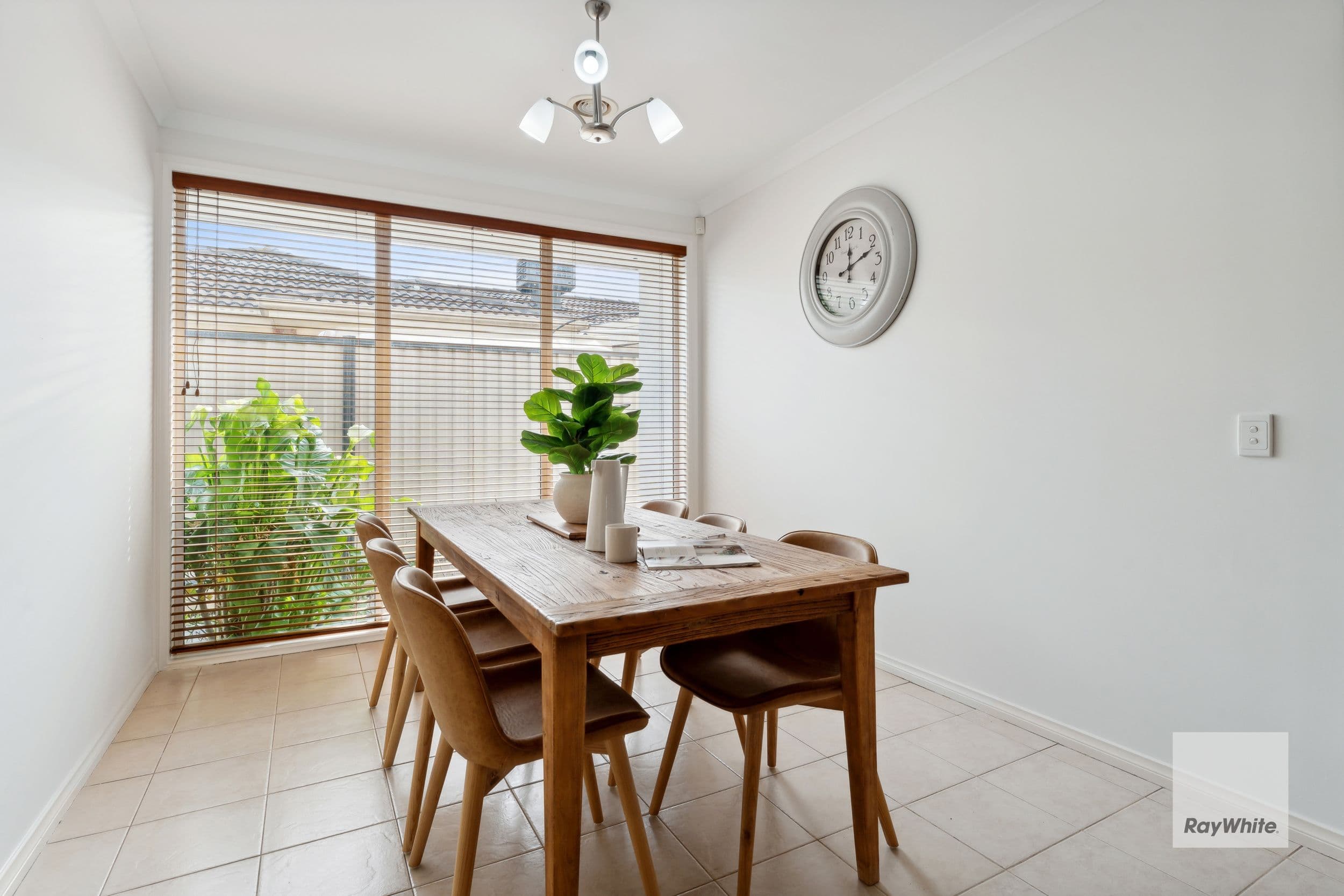 5 Charles Court, Sydenham VIC 3037, Sydenham - Thumbnail 4