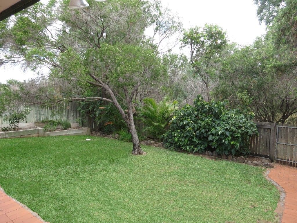 7 Staunton Street, Emerald QLD 4720, Emerald - Thumbnail 7