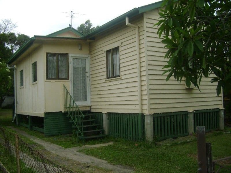 54 Windsor Place, DECEPTION BAY QLD 4508, Deception Bay - Thumbnail 2