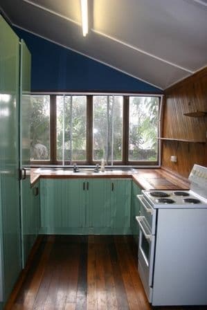 17 Bayswater Terrace, HYDE PARK QLD 4812, Hyde Park - Thumbnail 5
