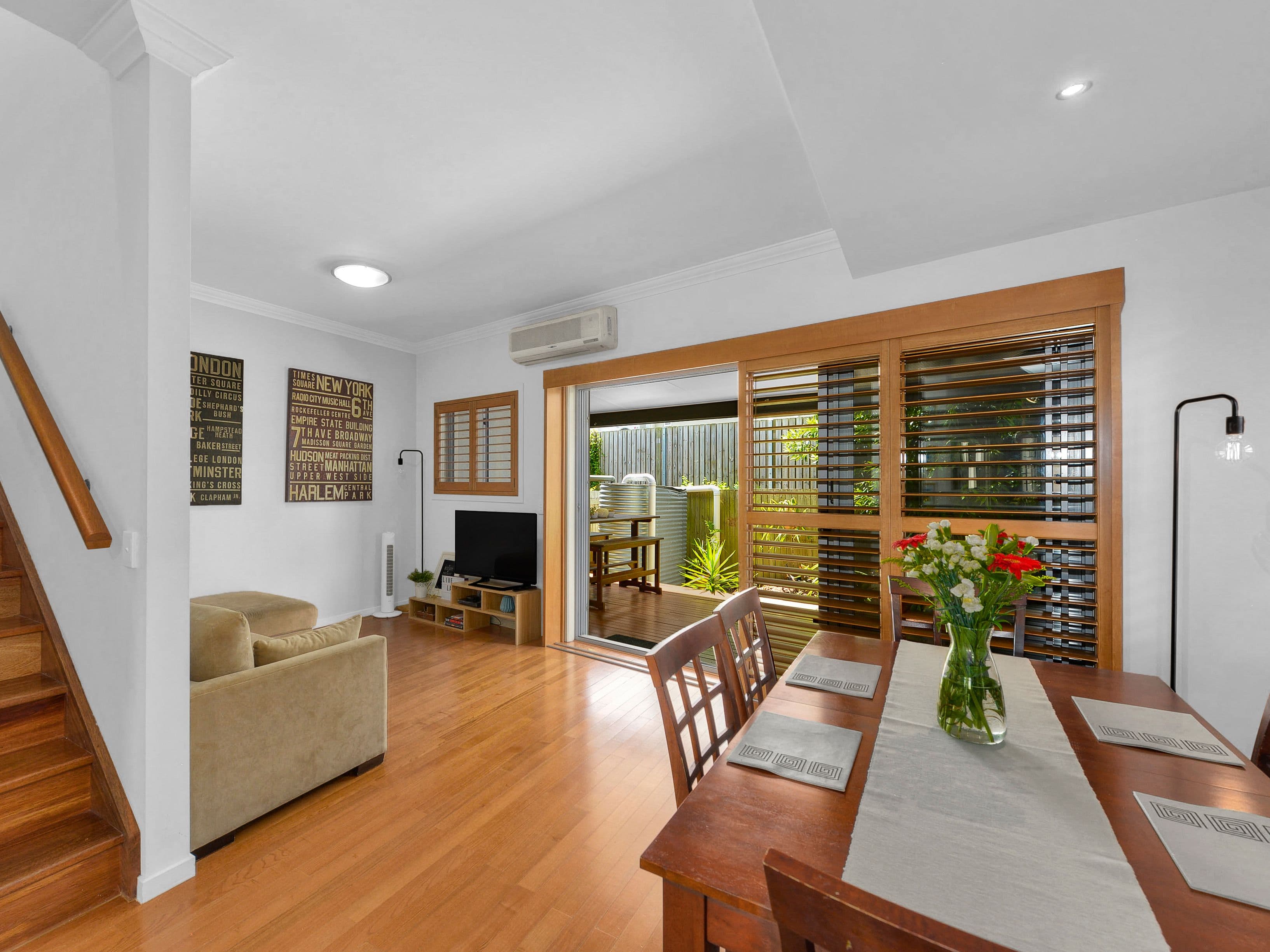 27 Birdwood Road, Holland Park West QLD 4121, Holland Park West - Thumbnail 3