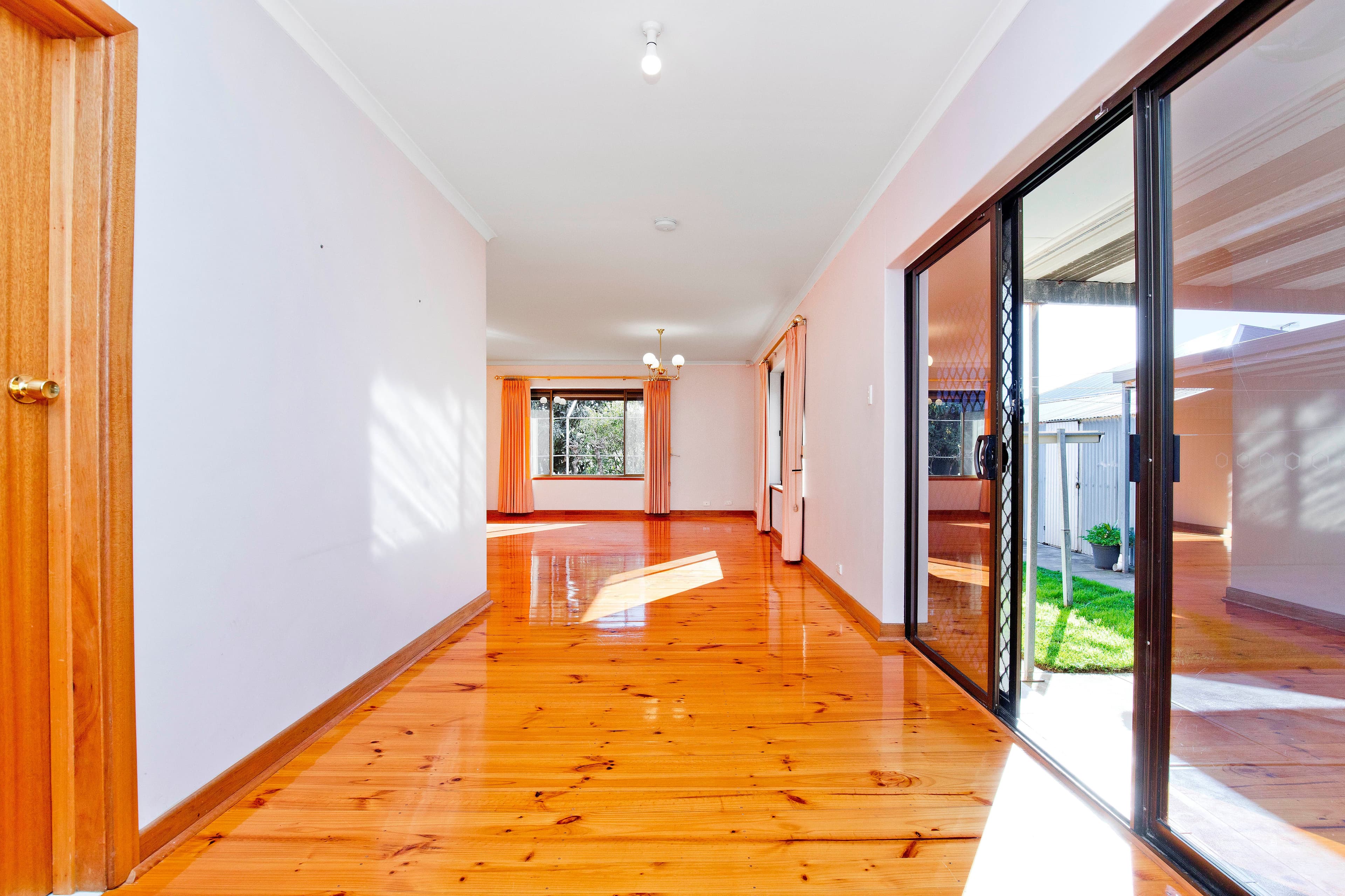 18 Malcolm Street, Flinders Park SA 5025, Flinders Park - Thumbnail 4