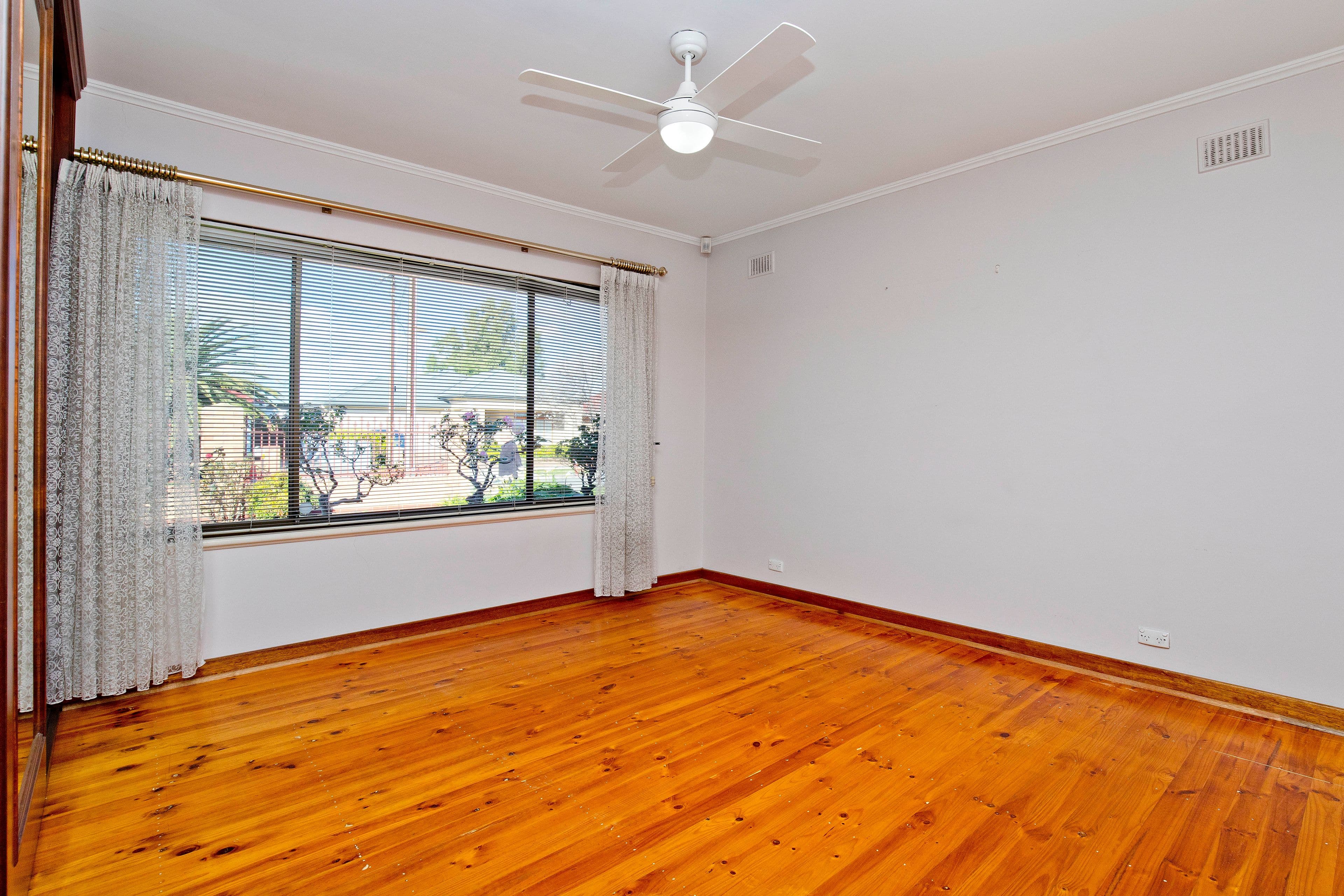 18 Malcolm Street, Flinders Park SA 5025, Flinders Park - Thumbnail 8