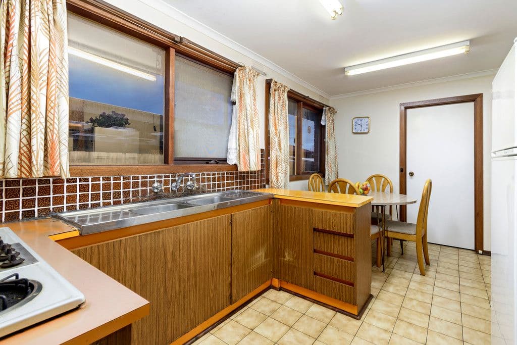 25 Tully Road, Clarinda VIC 3169, Clarinda - Thumbnail 3